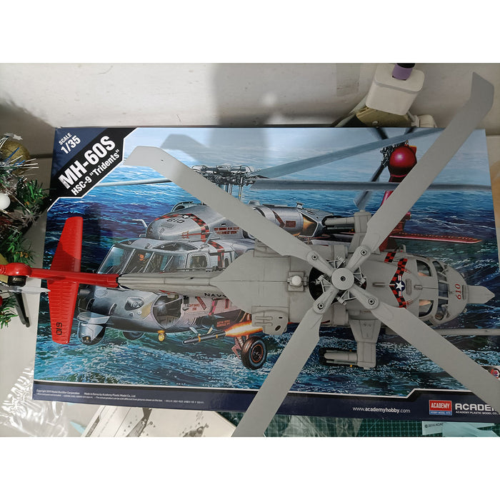 YU XIANG YXZNRC F09-S Helicopter 1/47 2.4G 6CH Aircraft Dual Brushless Direct Drive 6G/3D Stunt Model