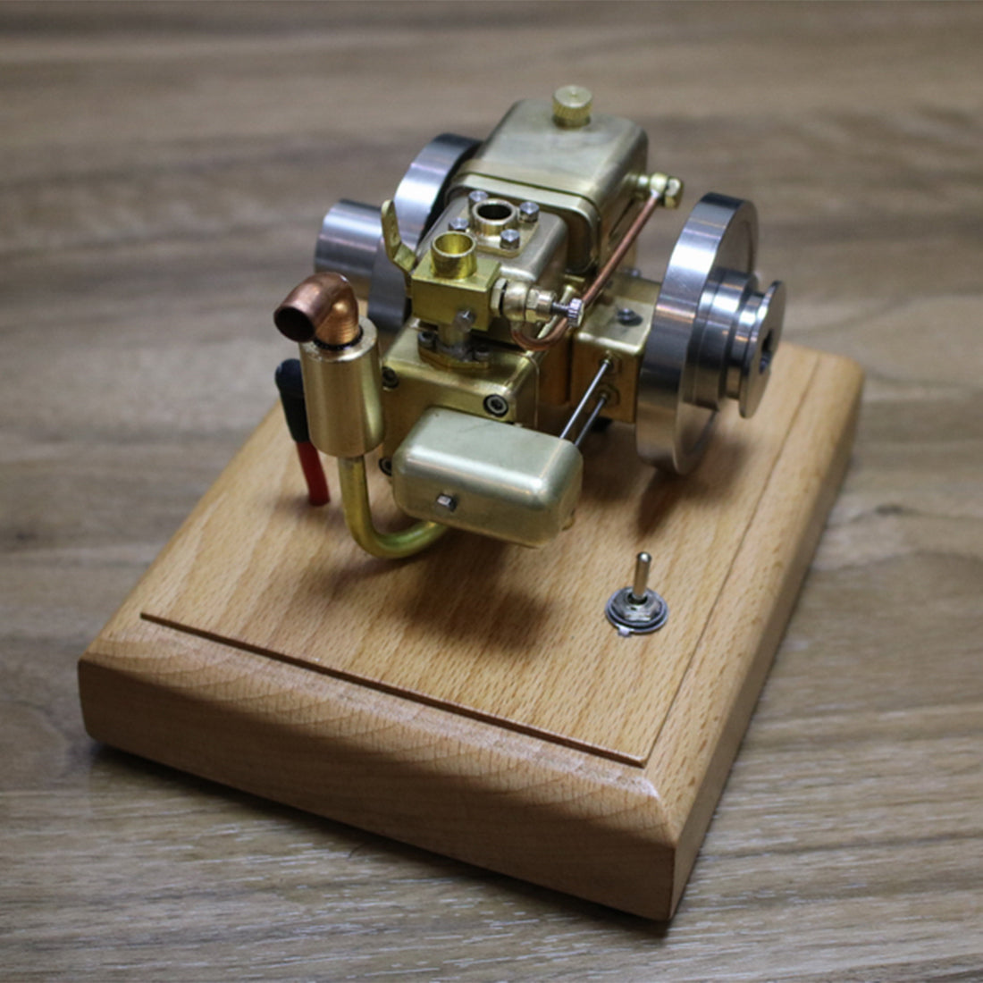 2.6cc Water-cooled Mini Gasoline Engine Model with Wooden Base - enginediy